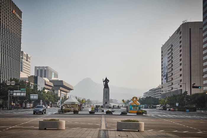 한국문화정보원_이순신동상 1