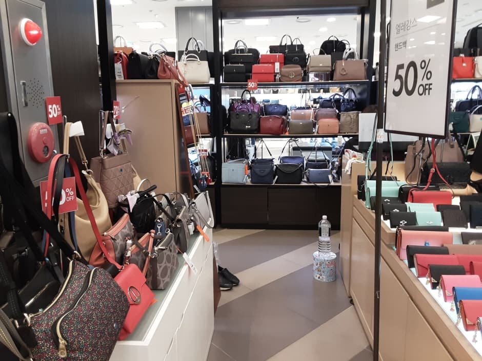 엘레강스뉴코아아울렛울산_2