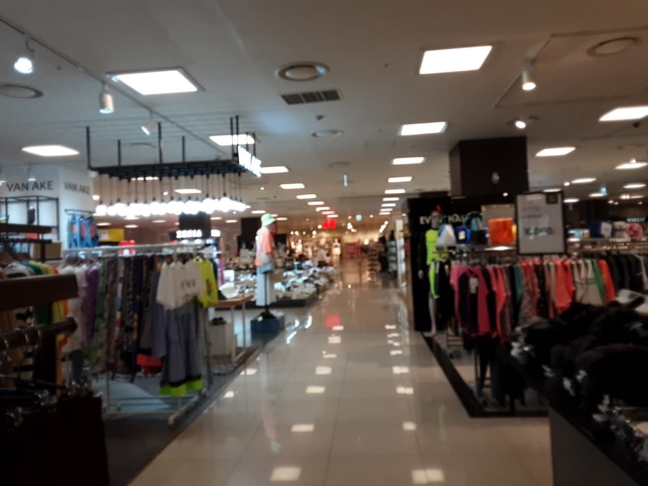 ER NC Department Store - Busan Branch [Tax Refund Shop] (ER NC백화점 부산대)