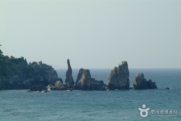 Haegasa Site (Surobuin Park) (해가사의 터(수로부인공원))