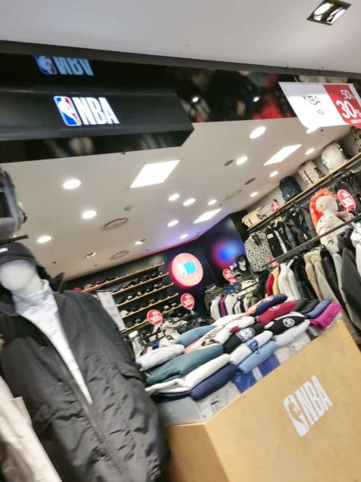 NBA - 2001 Outlet Junggye Branch [Tax Refund Shop]  (NBA 2001아울렛 중계)