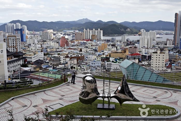 경남_창원_아빠 손잡고 로봇이랑 놀자! 창원 마산로봇랜드_15
