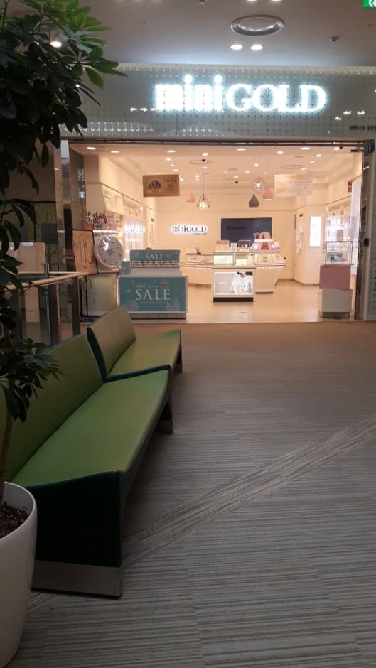 Mini Gold - Lotte Mall Gimpo Branch [Tax Refund Shop] (미니골드 롯데몰김포)