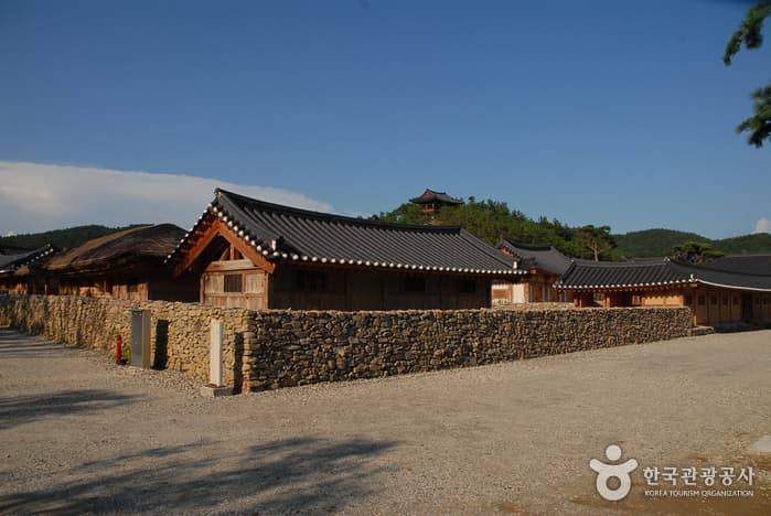 백제역사재현단지