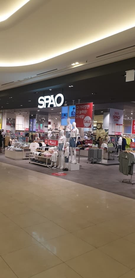 EW Spao - Starfield Goyang Branch [Tax Refund Shop] (EW 스파오 스타필드고양)