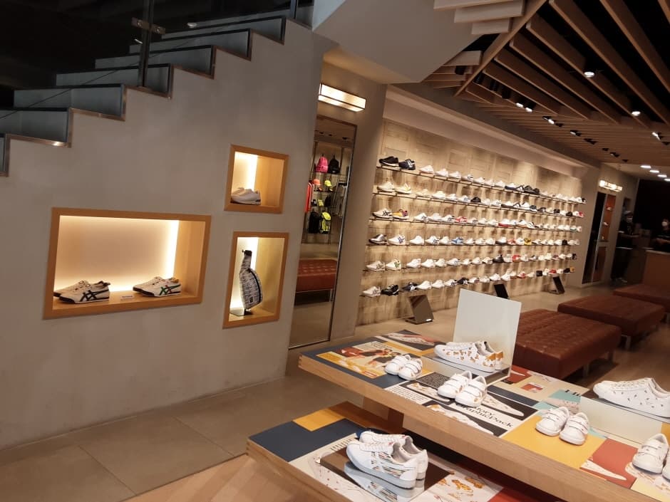 오니츠카타이거 광복_4