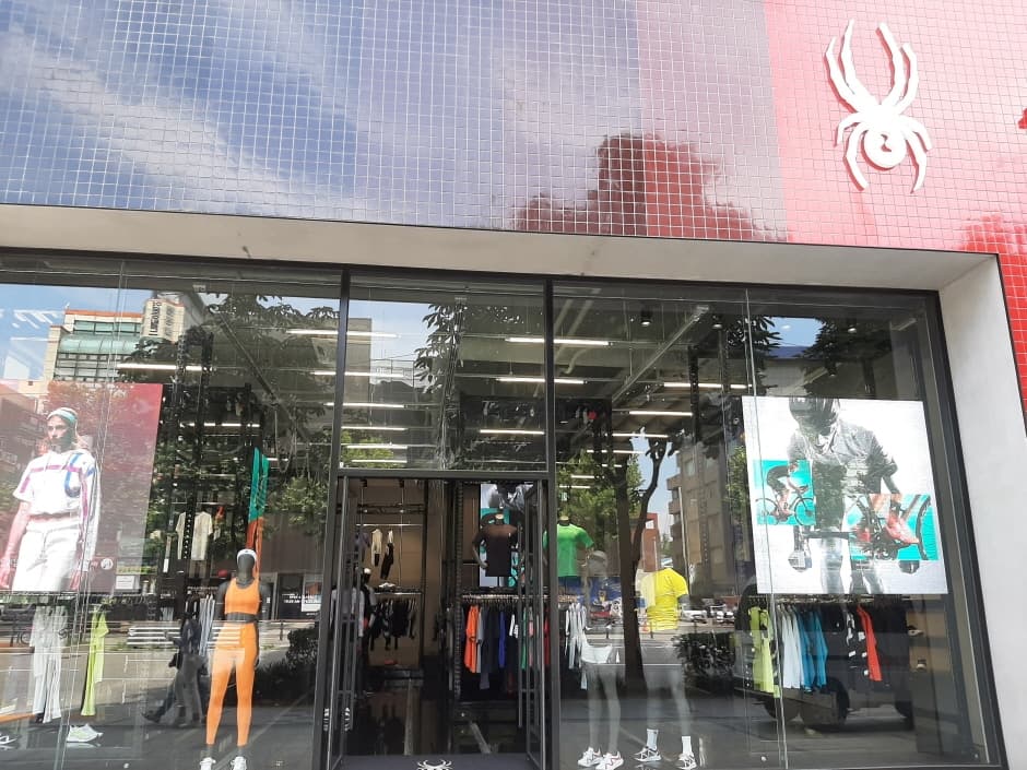Spyder - Gangnam Nonhyeon Branch [Tax Refund Shop] (스파이더 강남논현)