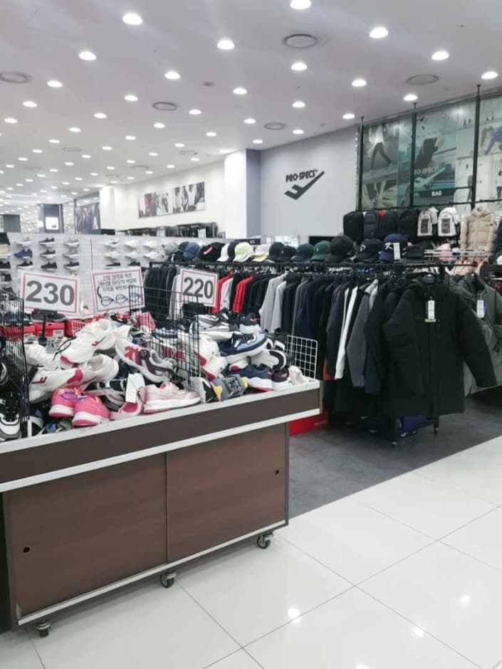 Prospecs - MODA Outlet Incheon Branch [Tax Refund Shop] (프로스펙스 모다아울렛 인천점)