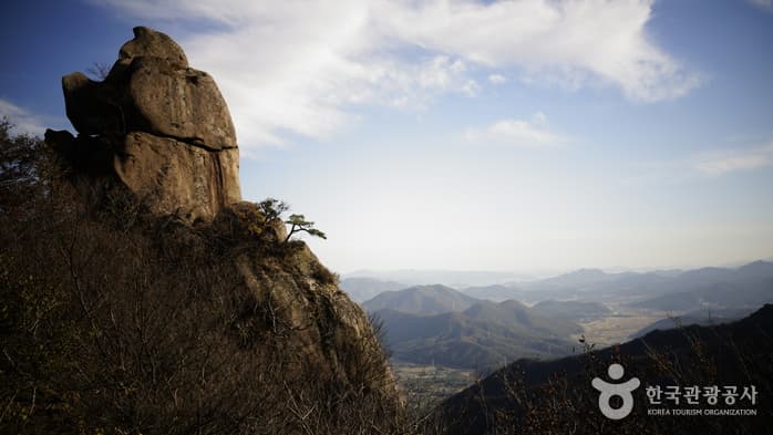 Wolchulsan National Park (월출산국립공원)
