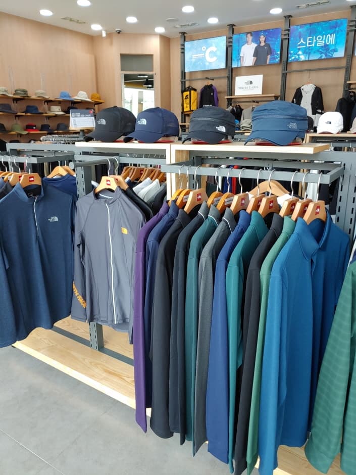 노스페이스안성점_3