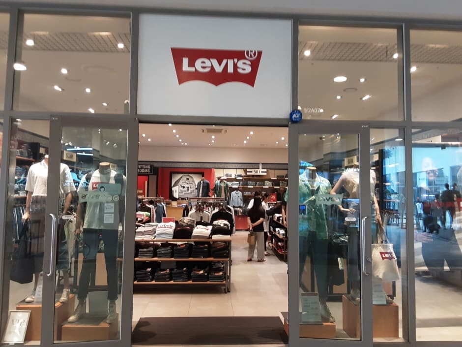Levi’S - Lotte Icheon Branch [Tax Refund Shop] (리바이스 롯데이천)