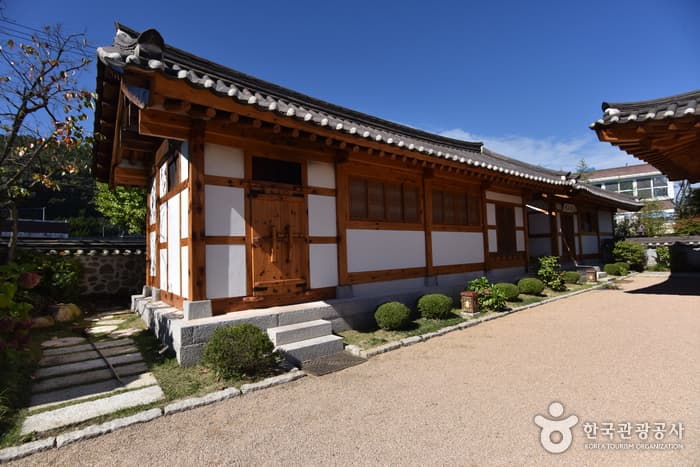경남_산청_산청율수원_목욕채(설조당)01