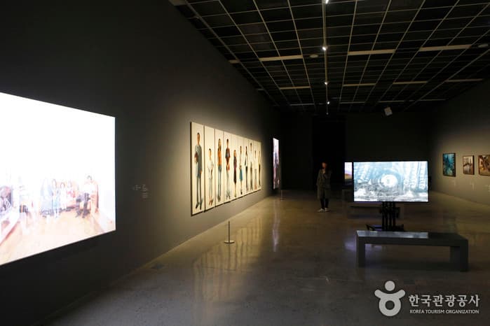 충북_청주_연초제조창 창고의 변신 ‘신상’ 수장형 미술관, 국립현대미술관 청주_06