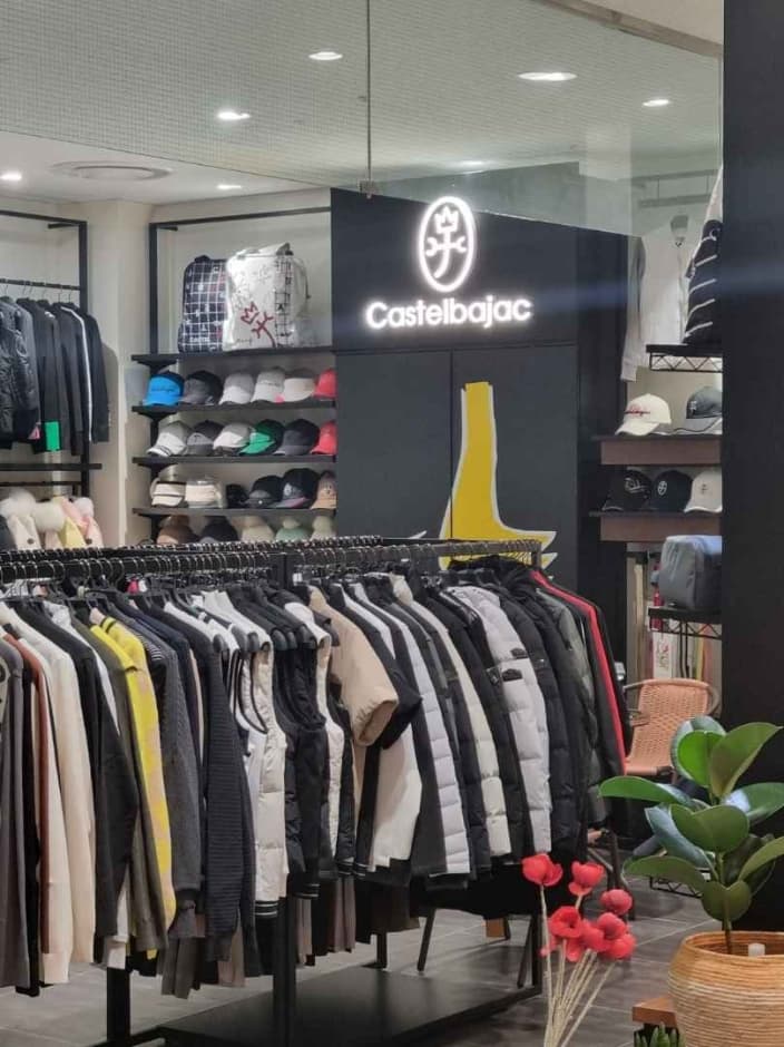 Castelbajac - MODA Outlet Incheon Branch [Tax Refund Shop] (까스텔바작 모다아울렛 인천점)