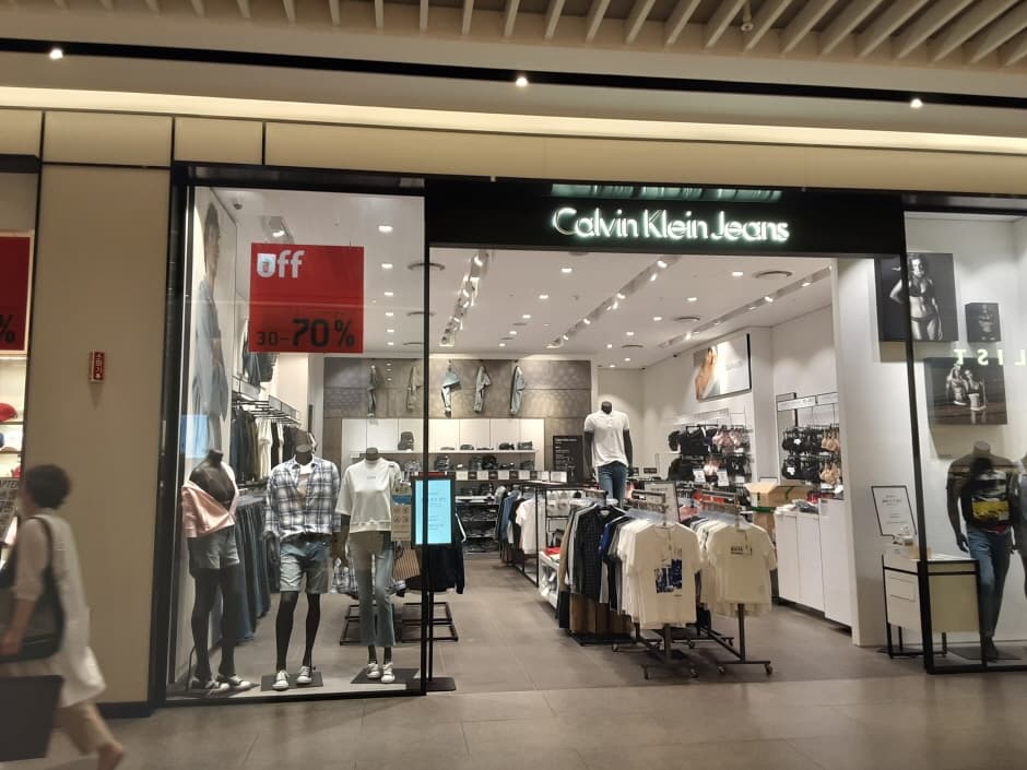 PVH CK - Hyundai Songdo Branch [Tax Refund Shop] (PVH CK 현대송도)