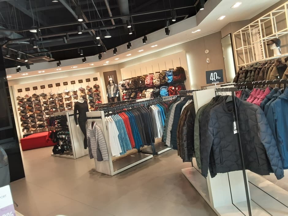 코오롱 스포츠 신세계부산_3