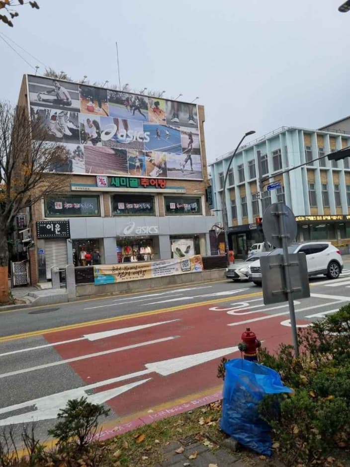 Asics - Chuncheon Branch [Tax Refund Shop] (아식스 춘천)