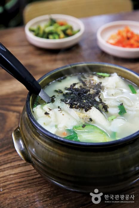 청사초롱_30년이 지나도 ‘맛이라면 으뜸’_23