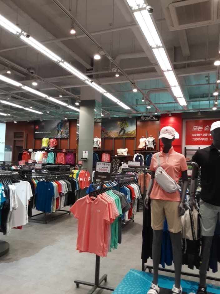 노스페이스 롯데김해_3