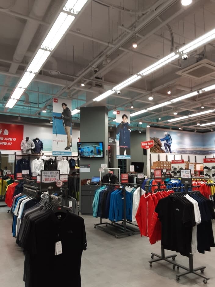 노스페이스 롯데김해_4