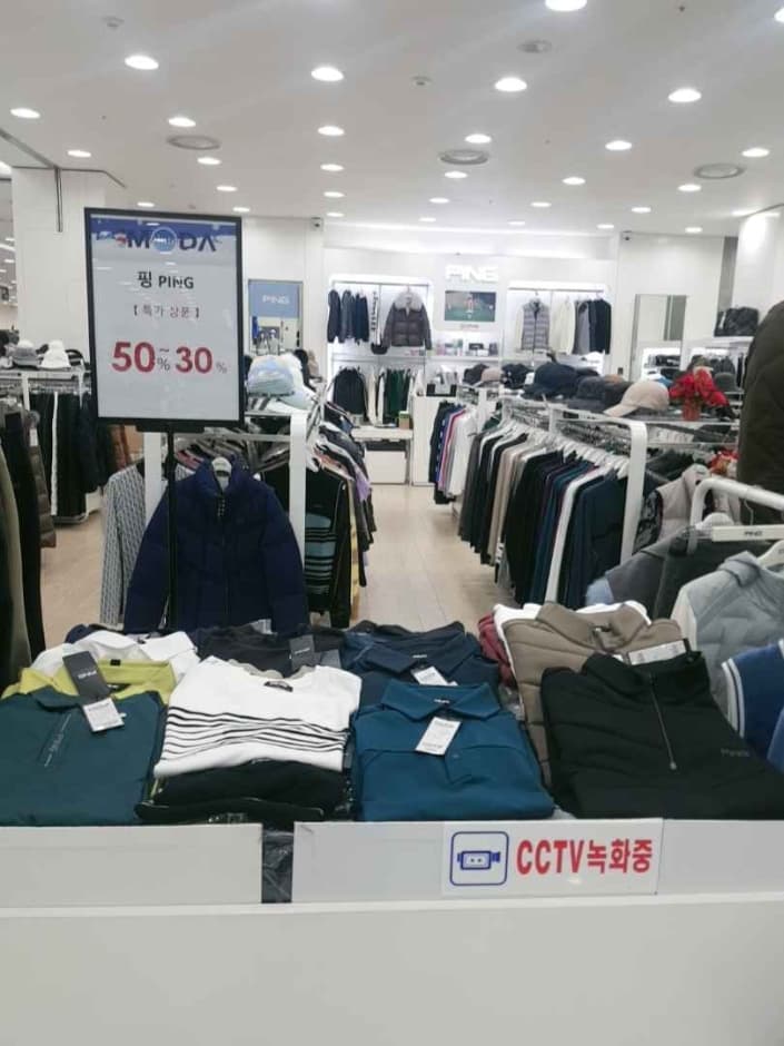 Ping - MODA Outlet Incheon Branch [Tax Refund Shop]  (핑 모다아울렛 인천점)
