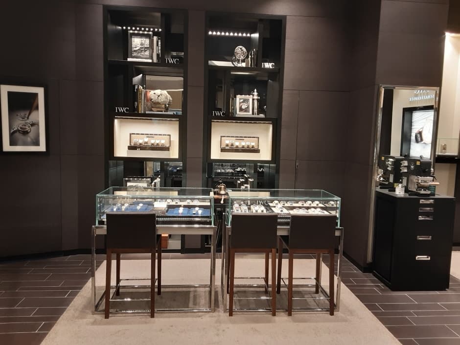 아이더블유씨 롯데월드타워점_4