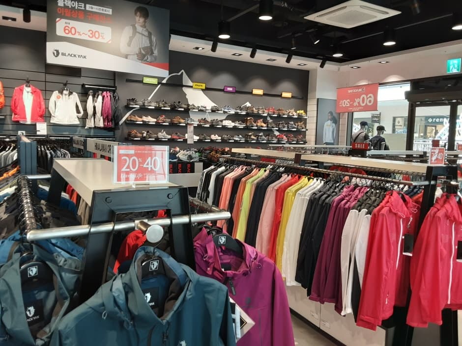 블랙야크 롯데동부산_3