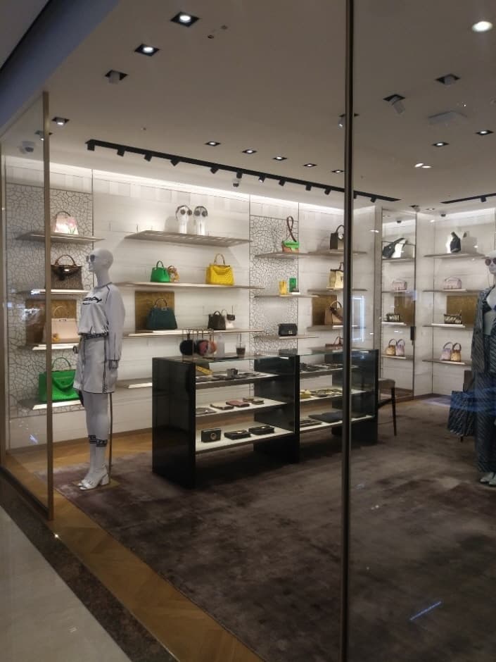 펜디 현대 본점_2