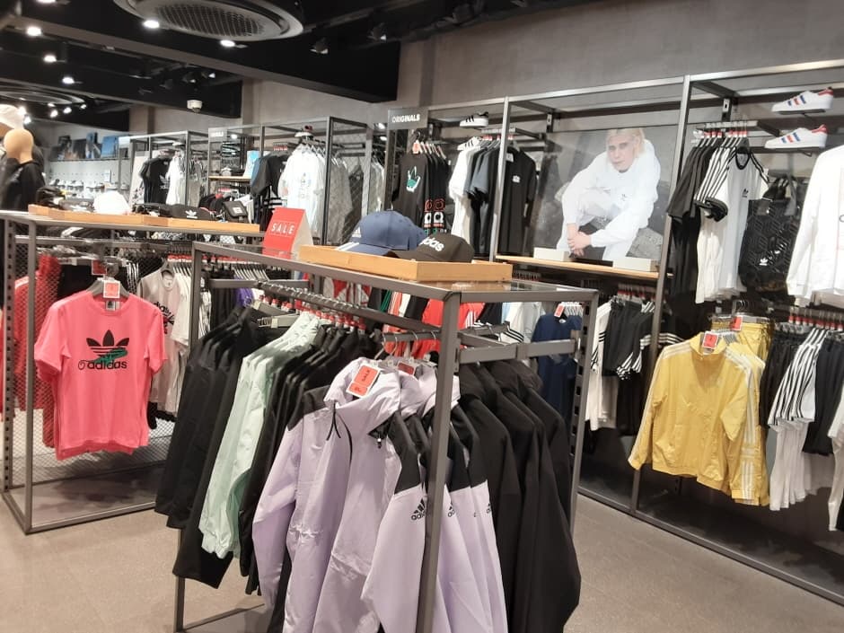 아디다스 광복점_4