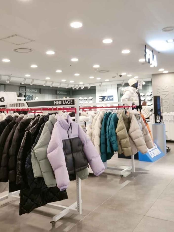 Fila - Newcore Pyeongchon Branch [Tax Refund Shop] (휠라 뉴코아 평촌)