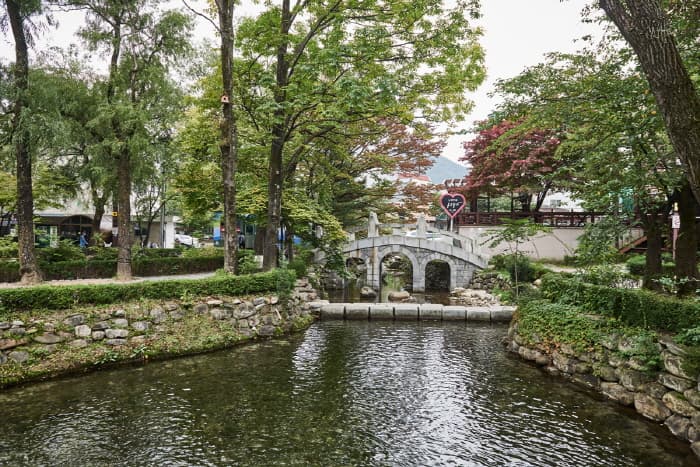 한국문화정보원_황지연못_04