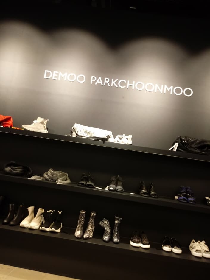 Demoo - Lotte Giheung Branch [Tax Refund Shop] (데무 롯데기흥)