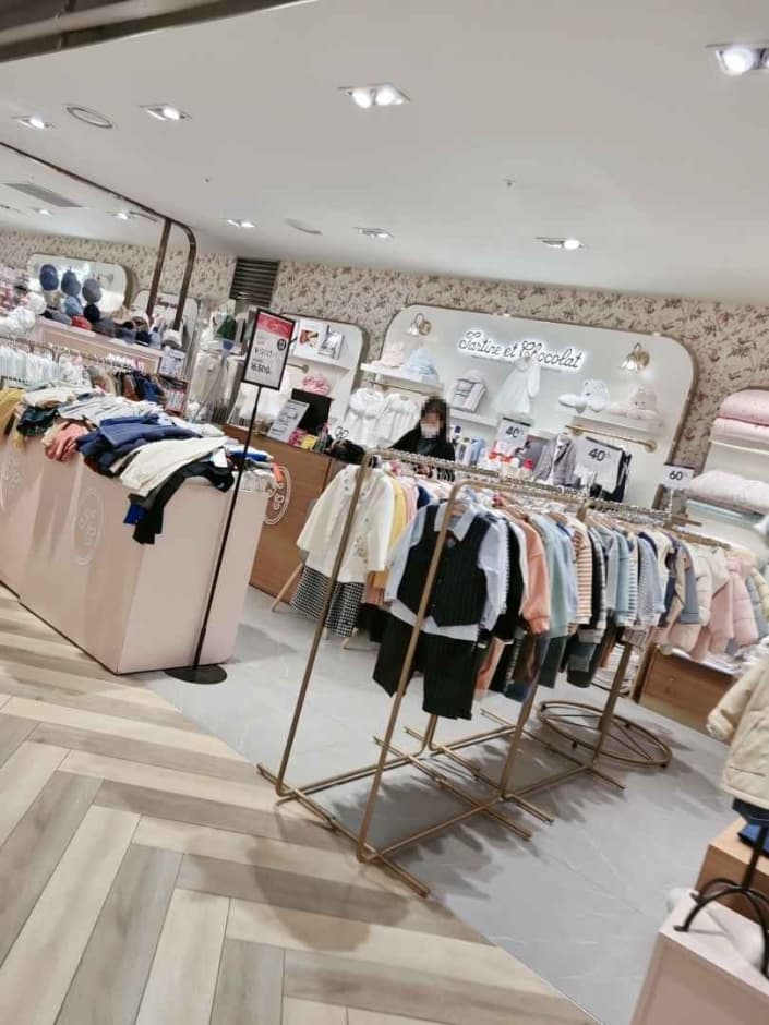 Chocolat - NC Singuro Branch [Tax Refund Shop] (쇼콜라 nc신구로)