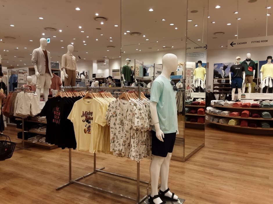 유니클로 롯데잠실_3