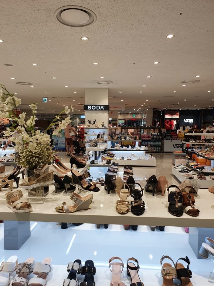 Soda - Lotte Gwangmyeong Branch [Tax Refund Shop] (소다 롯데광명점)