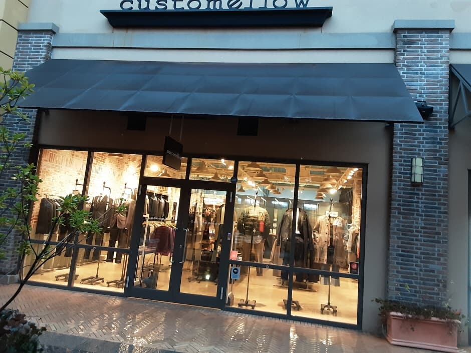 Kolon Customellow - Shinsegae Busan Branch [Tax Refund Shop] (코오롱 커스텀멜로우 신세계부산)