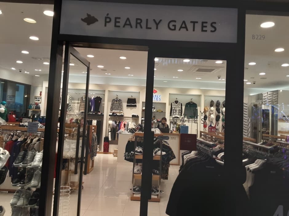 Creas F&C Pearly Gates - Lotte Dongbusan Branch [Tax Refund Shop] (크리스 파리게이츠 롯데동부산)