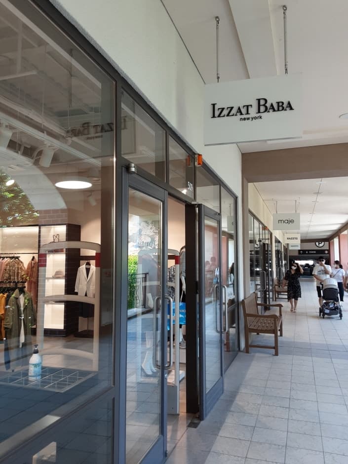 Izzat Baba - Shinsegae Paju Branch [Tax Refund Shop] (아이잗바바 신세계파주)