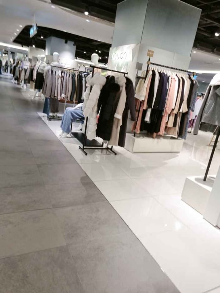 On & On [Tax Refund Shop] (온앤온)