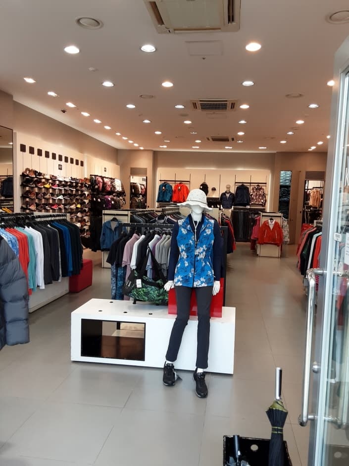 코오롱스포츠_3