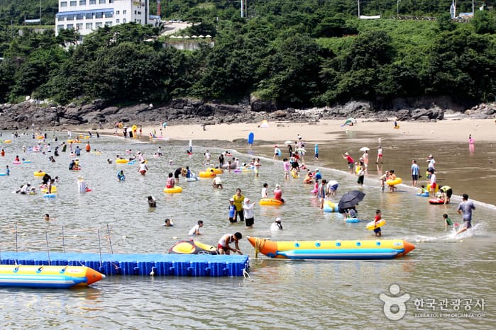 Mohang Beach (모항해수욕장)