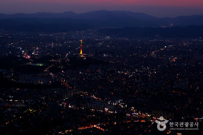 가을여행주간_대구의 밤은 화려하고, 경주의 밤은 고즈넉하다_대구 앞산전망대01