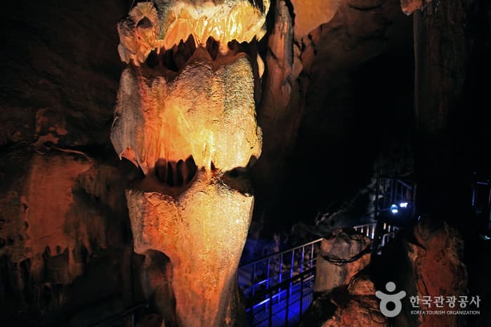 경북_울진_신라 진흥왕도 만난 2억 5000만 년의 신비, 울진 성류굴_03