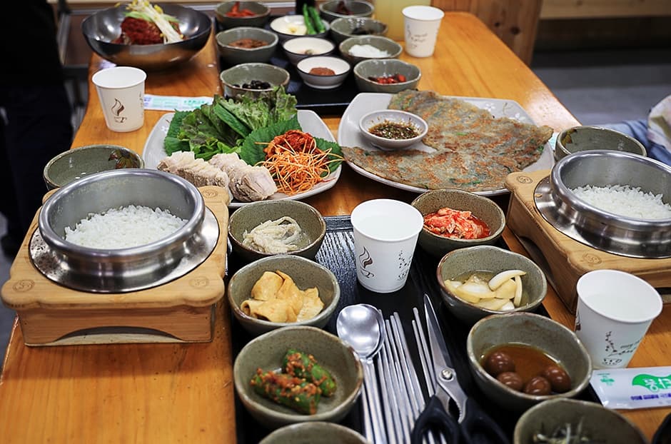 강원도_정선군_메밀촌막국수_음식_상차림 (1)