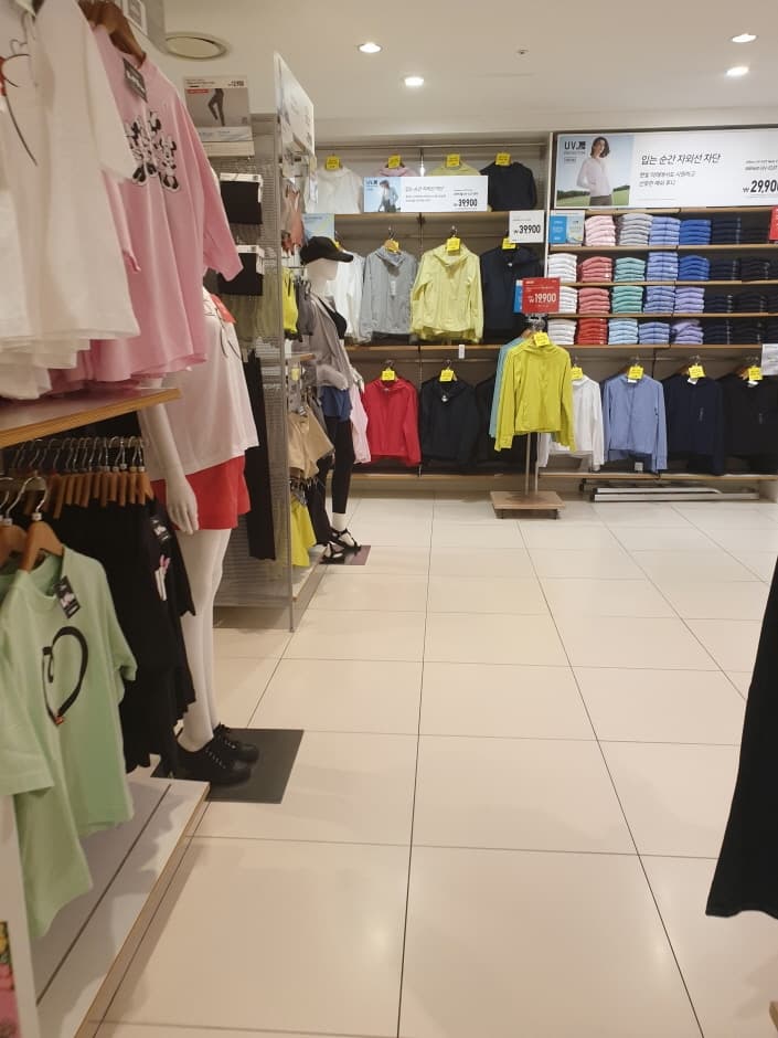 유니클로 현대청주_3