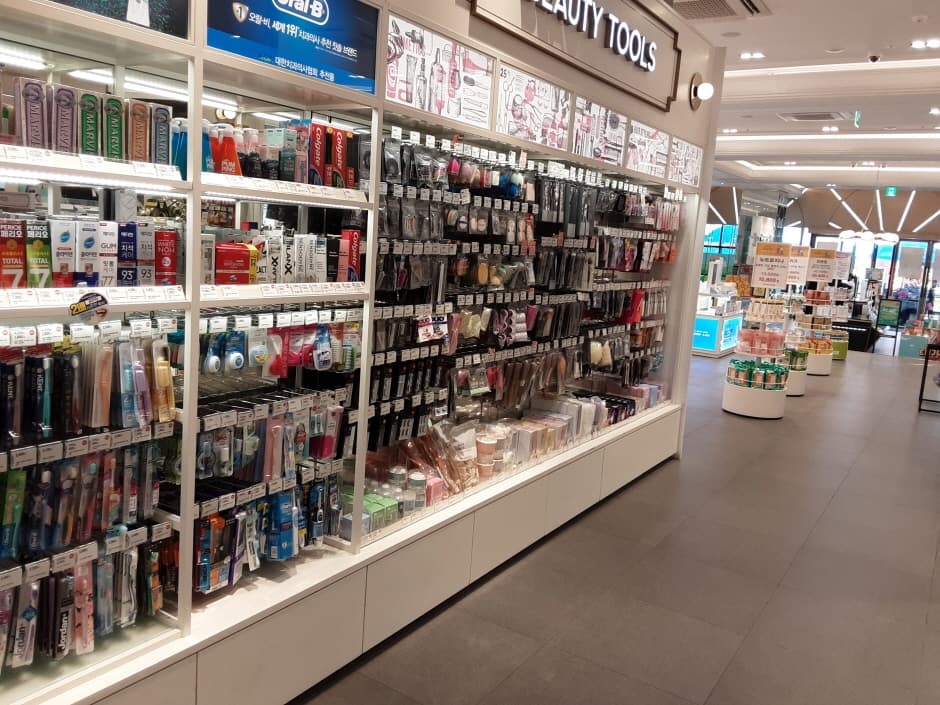 올리브영 광복본점_3