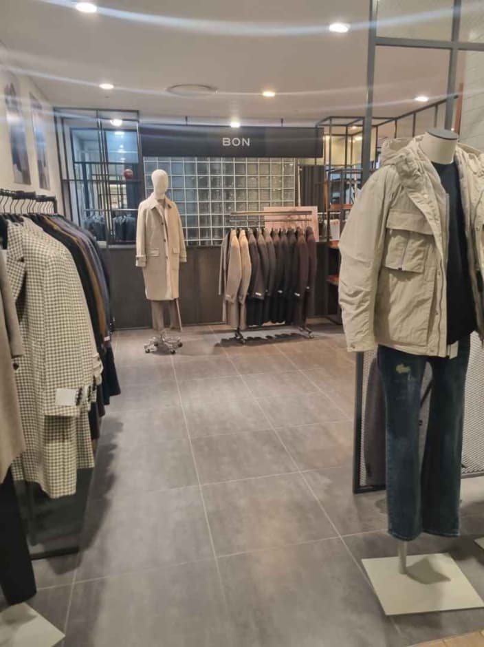 Bon [Tax Refund Shop] (본)