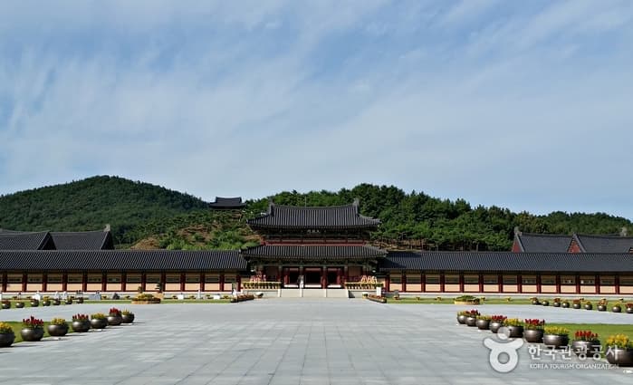 가을여행주간_야담(夜談)으로 거듭나는 백제의 고도, 공주와 부여_부여 백제문화단지01