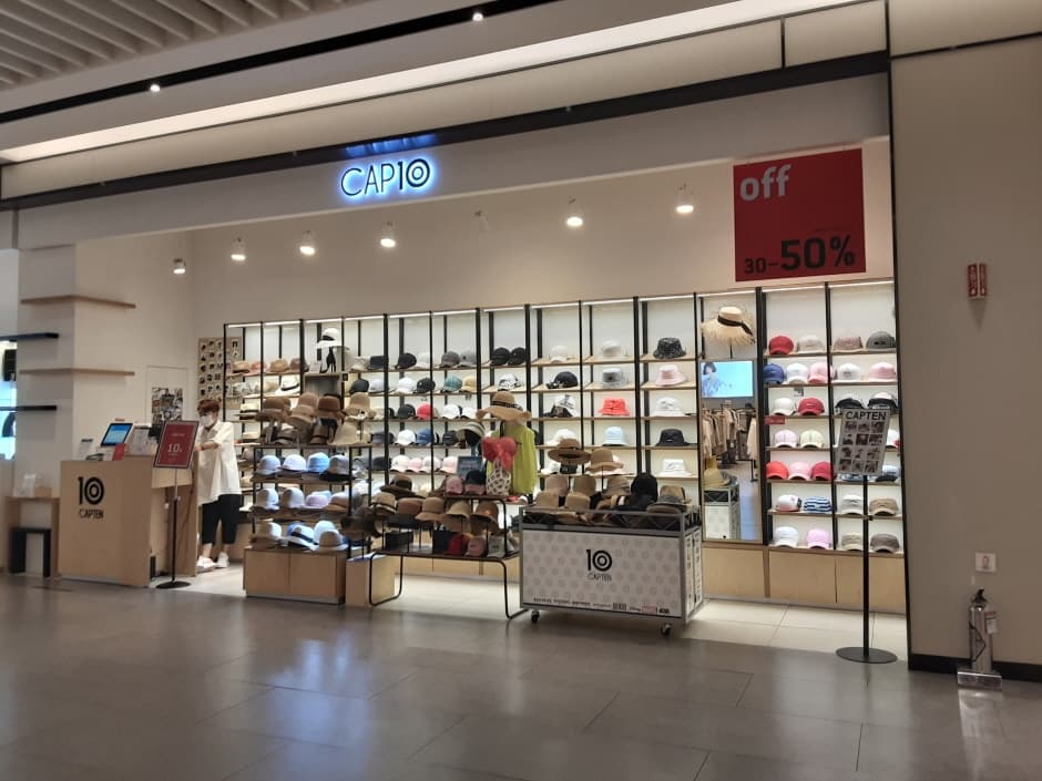 Cap10 - Hyundai Songdo Branch [Tax Refund Shop] (캡텐 현대송도)