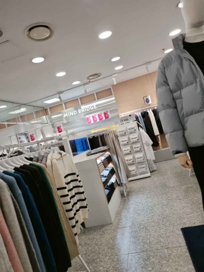Mind Bridge - 2001 Outlet Junggye Branch [Tax Refund Shop]  (마인드브릿지 2001아울렛 중계)